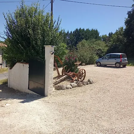 Bed & Breakfast La Vieille Grange - Saint-Privat-des-Pres